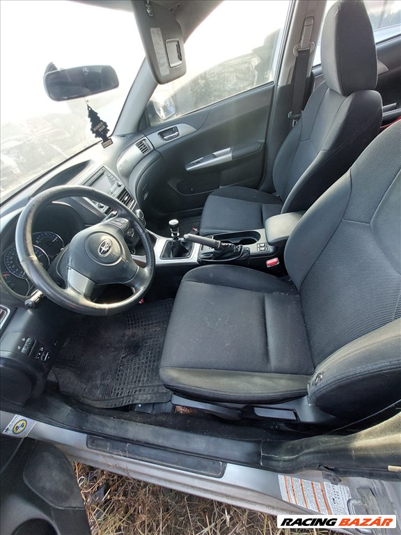 Subaru Impreza III bontott alkatrészei 6. kép