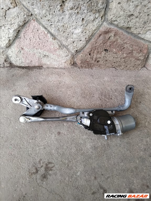 Toyota Yaris (XP130/XP150) 1.5 VVT-I Hybrid Első Ablaktörlő szerkezet motorral 2467 851100d191 1. kép