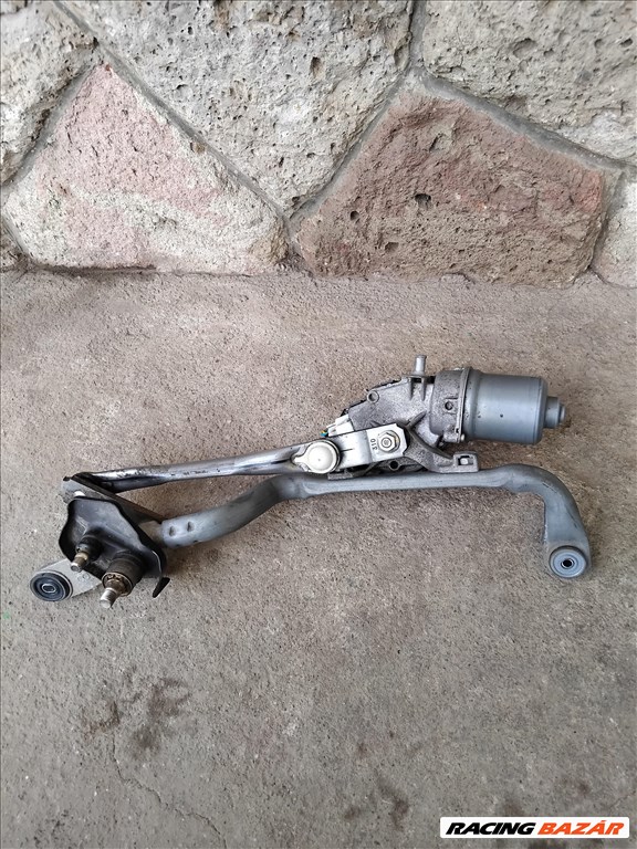 Toyota Yaris (XP130/XP150) 1.5 VVT-I Hybrid Első Ablaktörlő szerkezet motorral 2467 851100d191 4. kép