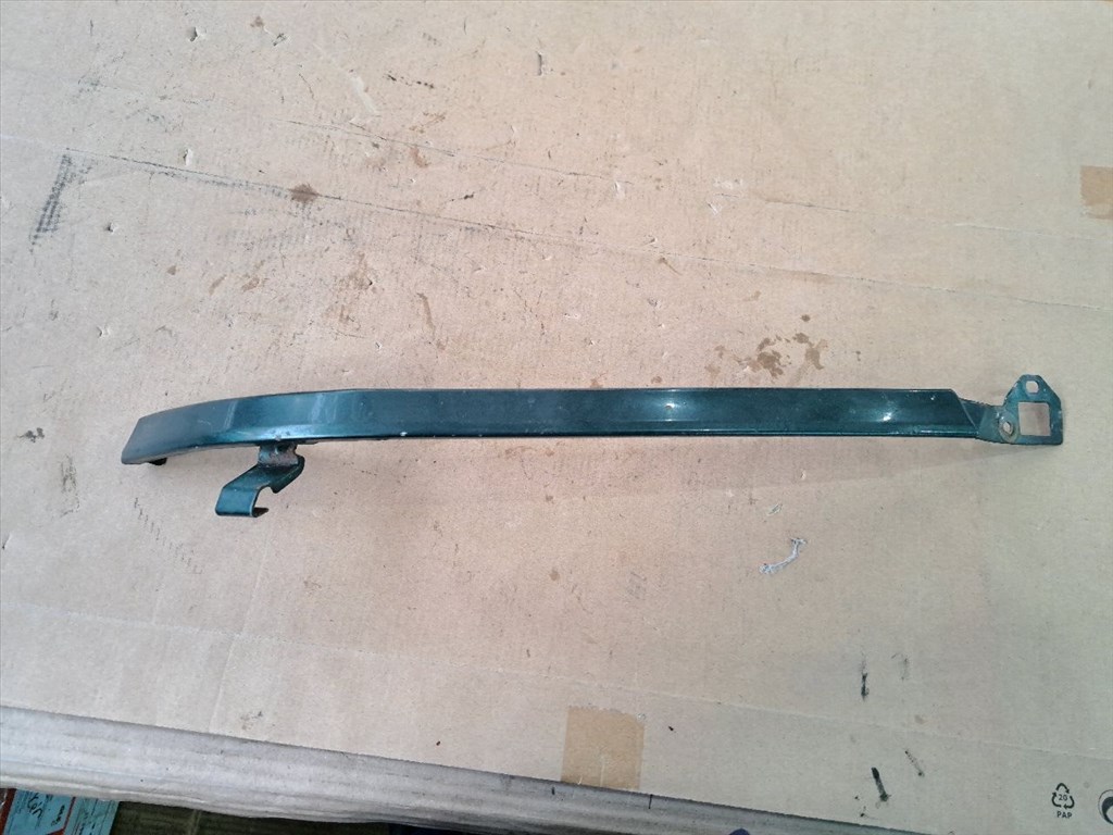 TOYOTA AVENSIS _T22_ Jobb Fényszóró Bajusz Díszléc (36160) 1. kép