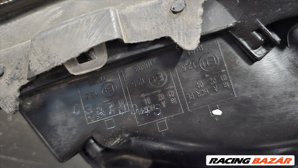 Opel Astra G jobb oldali fényszóró 2. kép