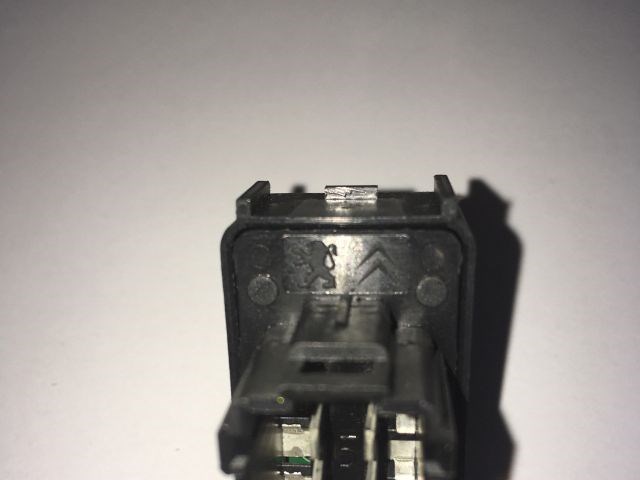 PEUGEOT 301 Ablakemelő Kapcsoló (Pozíciófüggetlen) 3. kép