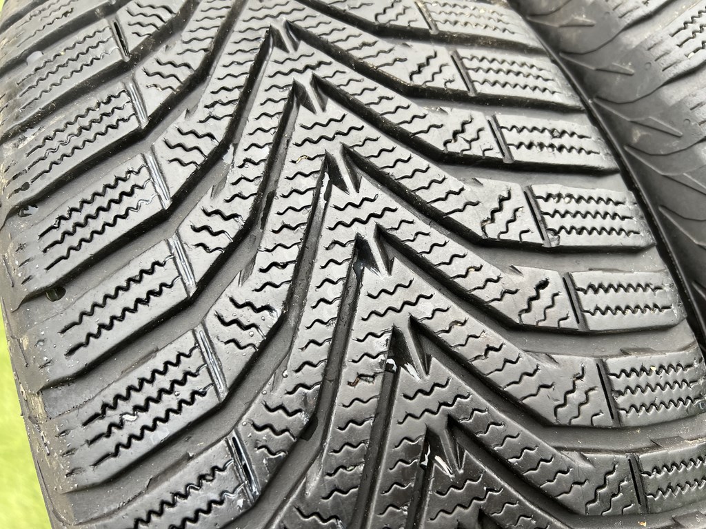 205/55 R16 Vredestein Snowtrac 5 téli gumi 6mm 2. kép