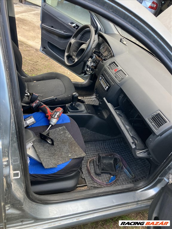 Skoda Fabia I bontott alkatrészei 3. kép