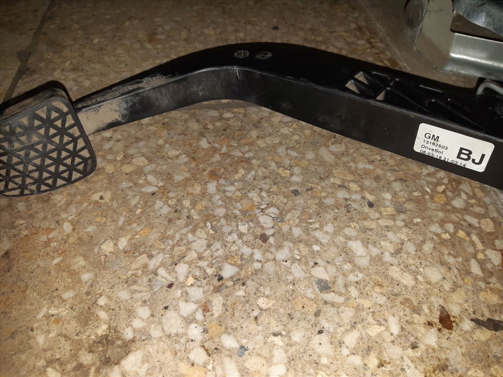 Opel Zafira B Kuplung Pedál 13192503 2. kép