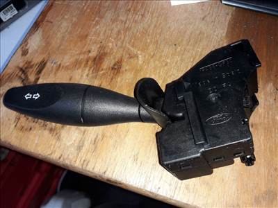 FORD MONDEO III B5Y Bal Kormánykapcsoló Irányjelző (11282)