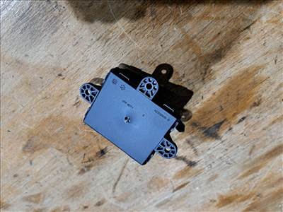 FORD C-MAX II  Jobb hátsó Ajtó Vezérlőegység (34844) AV6N14B532CF