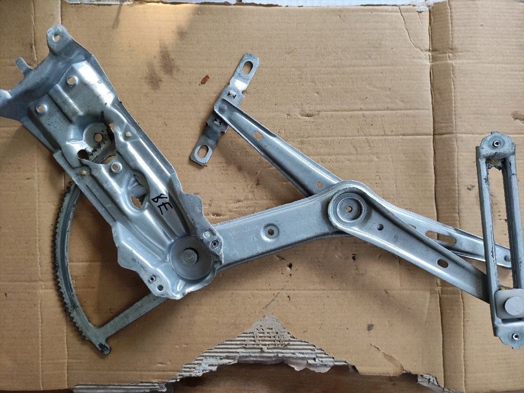 OPEL ASTRA G Ferdehátú F48_, F08_ Bal első Ablakemelő Szerkezet (Elektromos) (32294) 90 521 897 2. kép