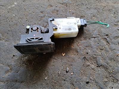 RENAULT ESPACE III JE0_ Csomagtér Nyitó Kar / Gomb (33740) RENAULT/6025308267D