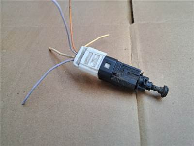 RENAULT ESPACE IV JK0/1_ Fék Pedál Kapcsoló (38750) 8200276361B