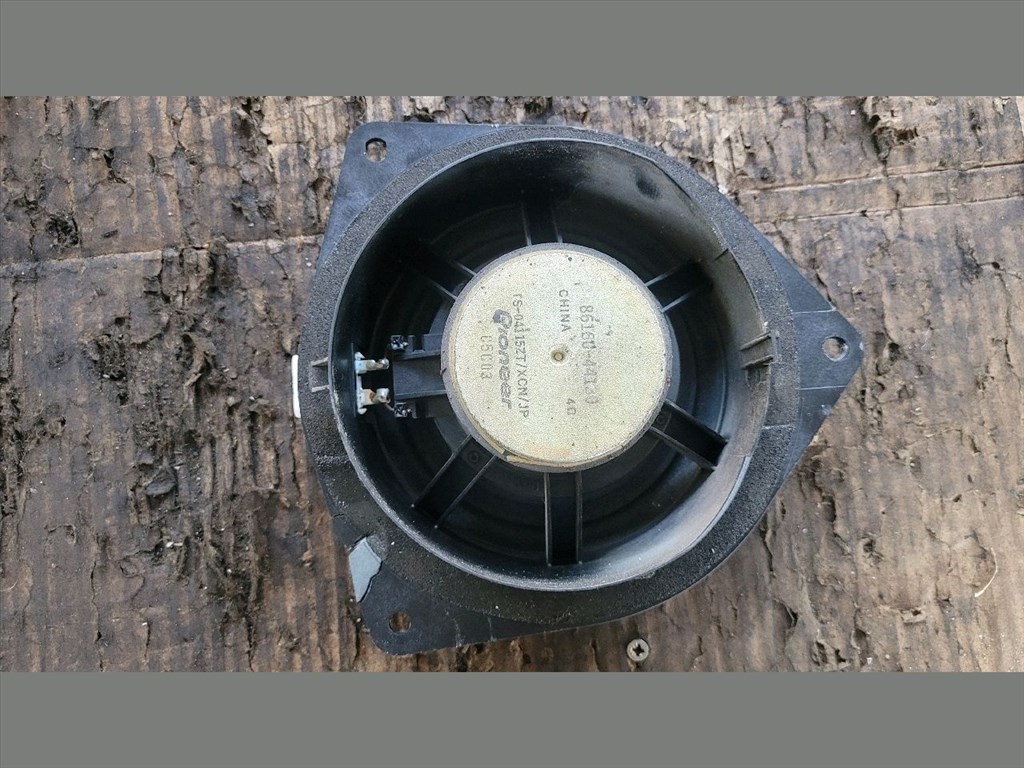 TOYOTA AVENSIS VERSO _CLM2_, _ACM2_ Bal hátsó Hangszóró (49815) 8616044130 2. kép