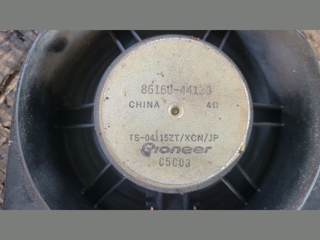 TOYOTA AVENSIS VERSO _CLM2_, _ACM2_ Bal hátsó Hangszóró (49815) 8616044130 3. kép