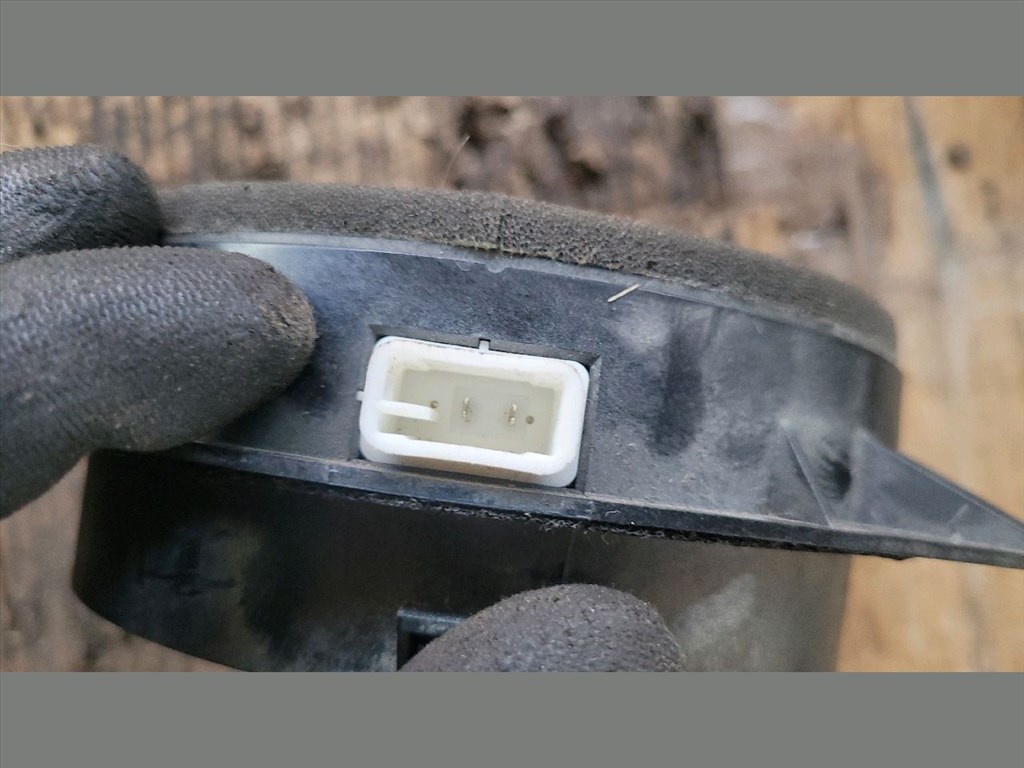 TOYOTA AVENSIS VERSO _CLM2_, _ACM2_ Bal hátsó Hangszóró (49815) 8616044130 4. kép