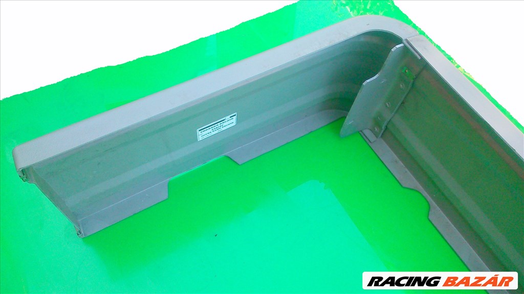 Ford Transit Mk6 2000-2006 Mk7 2006-2014 Középső HÁRMAS ülésor ALATTI műanyag TAKARÓ burkolat OLCSÓN 3. kép