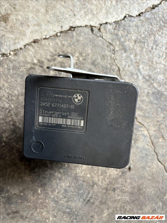 BMW 320 (E90, E91, E92, E93) bontott alkatrészei 5. kép