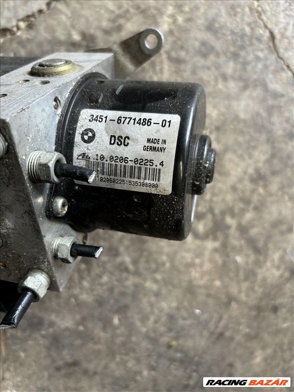 BMW 320 (E90, E91, E92, E93) bontott alkatrészei 6. kép