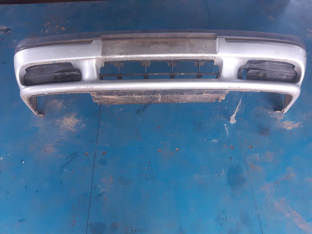 Renault R19 Első Lökhárító 1. kép