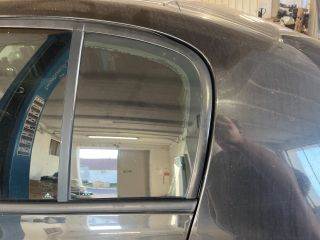 RENAULT MEGANE II lépcsőshátú (LM0/1) Bal hátsó Fixüveg (Ajtóban)