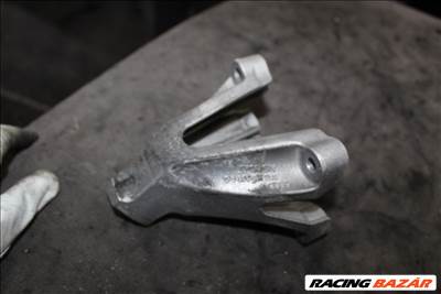 Audi A5 (B8 - 8T) Motortartó bak 