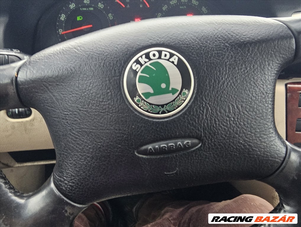 Skoda Superb I Kormány légzsák Kormánylégzsák  1. kép