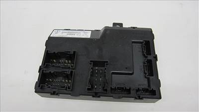 Ford Fiesta MK7 Eladó  benzines - dízel központizár vezérlő  