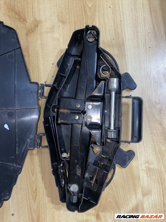 Renault Trafic II, Opel Vivaro A, Nissan Primastar gyári emelő 8200727771 2. kép