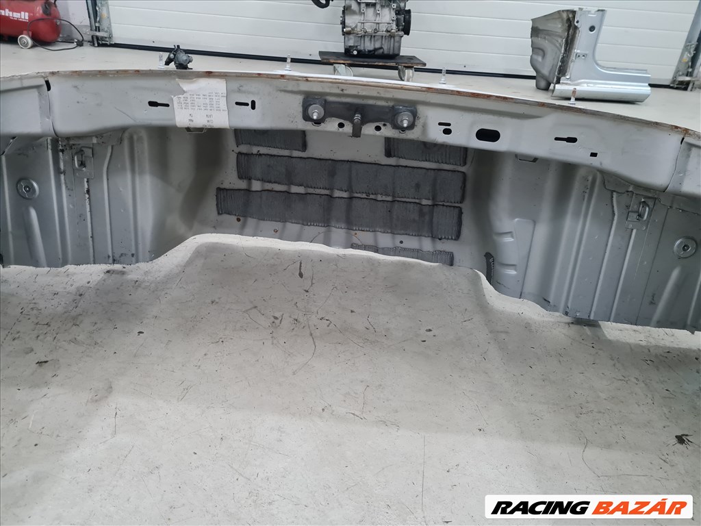 Volkswagen Golf VII kombi hátsó hátfal LA7W (14606) 7. kép