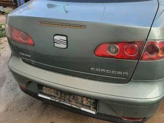 SEAT CORDOBA (6L2) Bal hátsó Külső Kilincs