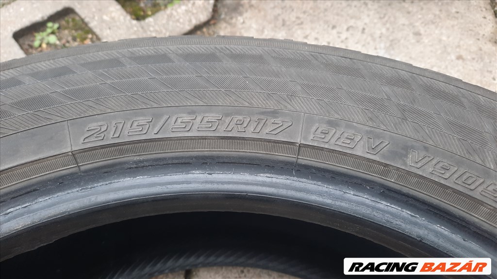  215/55 R17 Yokohama Téli gumi  6. kép