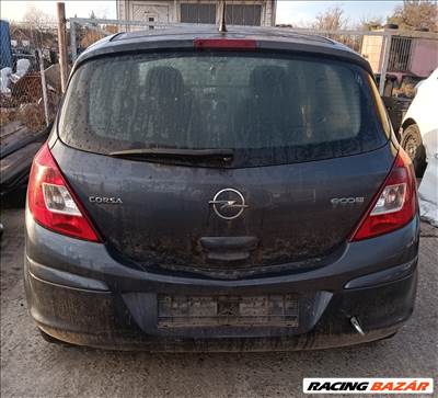 Opel Corsa D 5 ajtós hátuljához alkatrészek