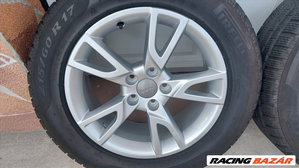 Gyári, Audi Q3 8U 17" alufelni Téli gumik Agy 57.1 4. kép