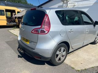 RENAULT SCÉNIC III (JZ0/1) Jobb A Oszlop Hangszóró 6. kép