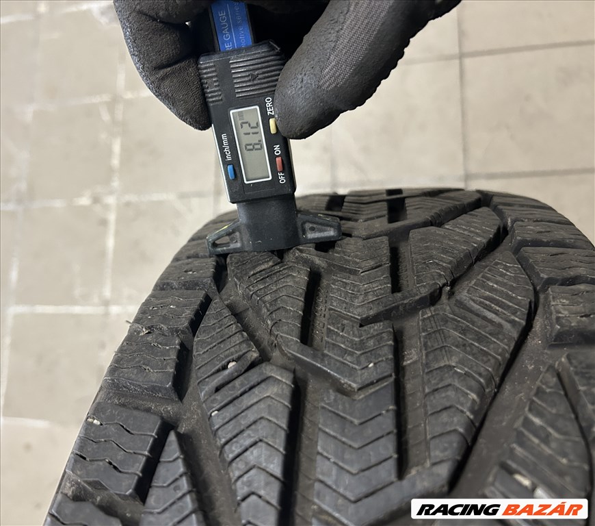 225/55R17 új Taurus téli gumi Winter UHP 225/55 R17 5. kép