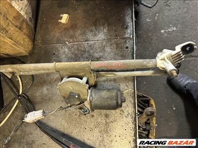 Suzuki Swift 1,5 b első ablaktörlő  mechanika 