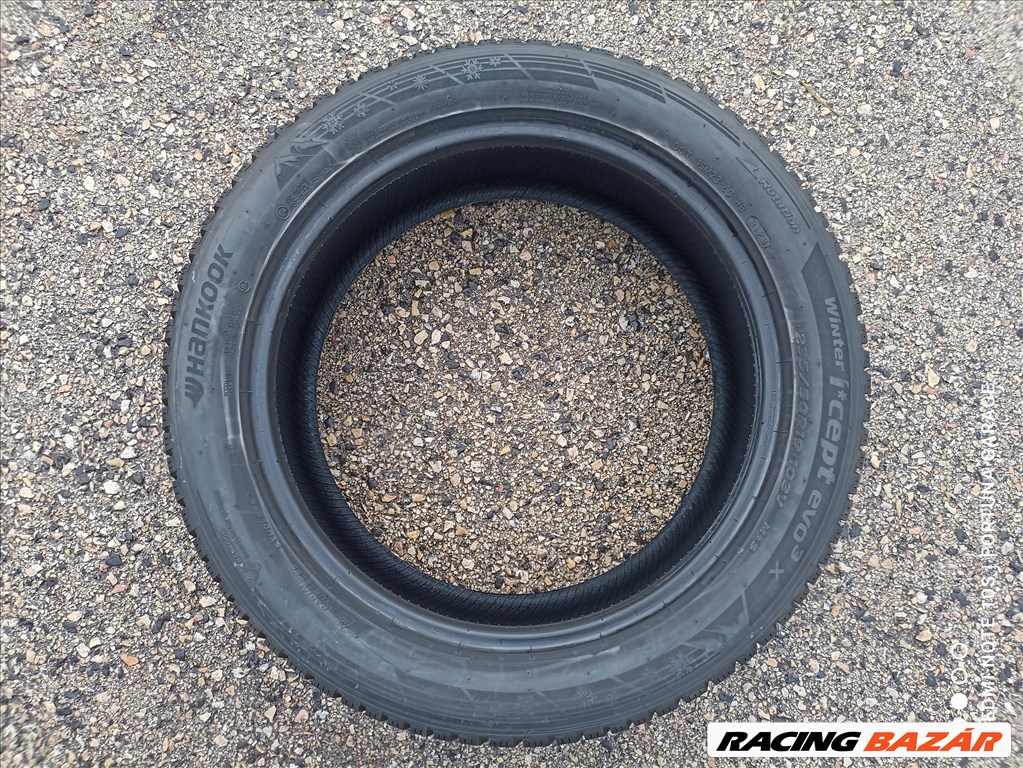  235/50 R19" Hankook újszerű téli garnitúra 3. kép