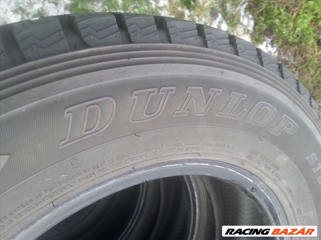  215/65R16 Dunlop Grandtrek SJ6 újszerű 9 mm-es téli gumi garnitúra 5. kép