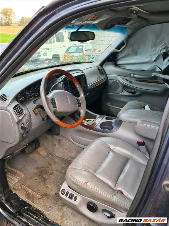 Lincoln Navigator 5.4 bontásra egyben eladó 7. kép