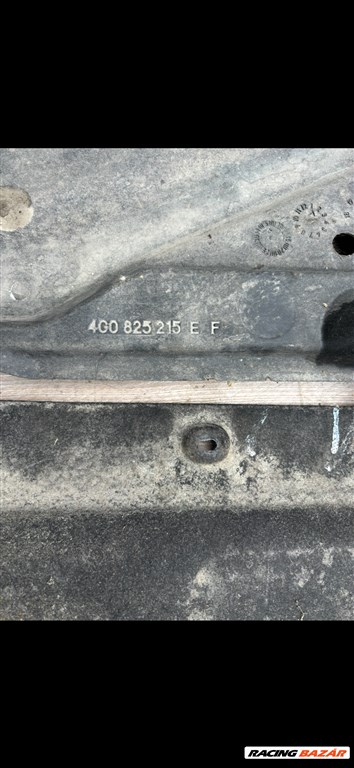 Audi A6 (C7 - 4G) Bal oldali alváz burkolat 4g0825215ef 2. kép