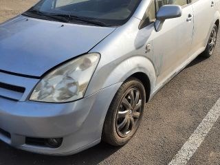 TOYOTA COROLLA Verso (ZER, ZZE, R1) Kürt 3. kép