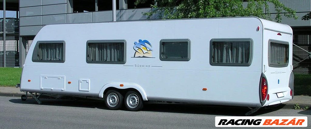 Lakókocsit keresek,minden típus  1. kép