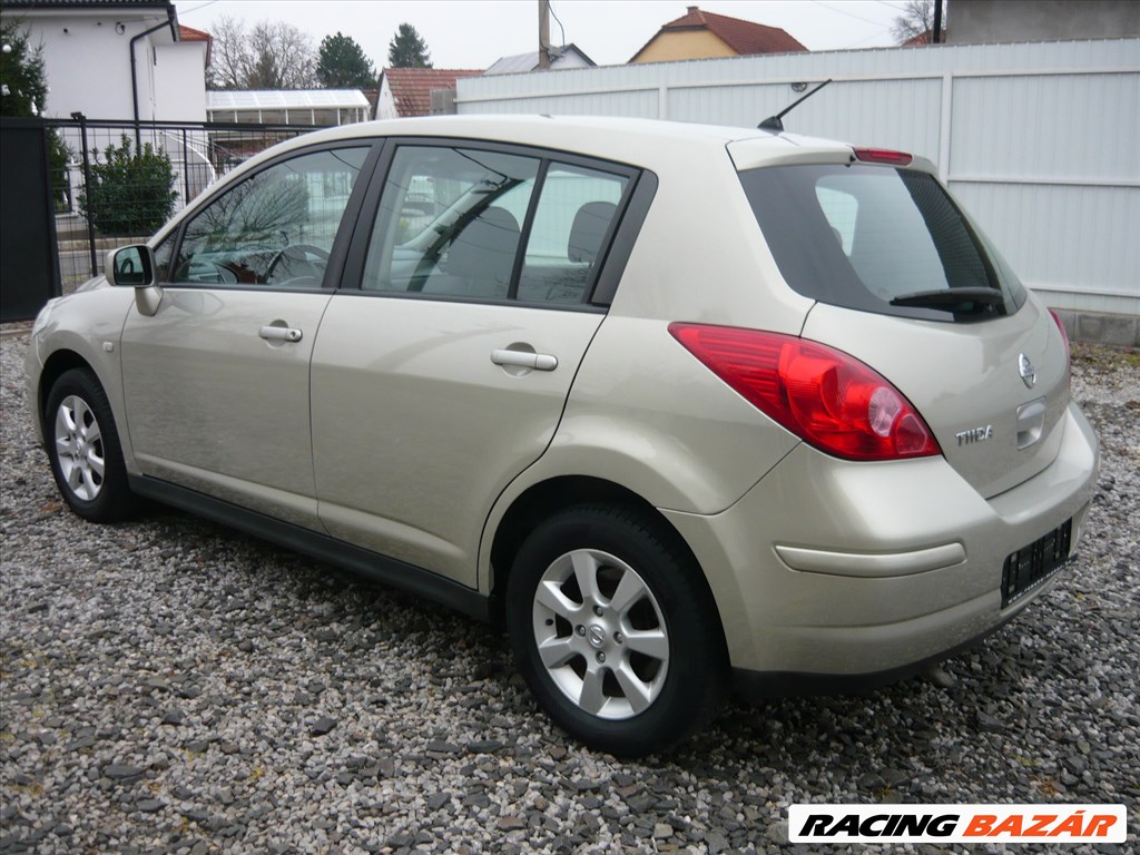 Eladó Nissan Tiida 1.6 (1598 cm³, 110 PS)   AKCIÓ! VEVŐ NEVÉRE ÁTÍRVA  4. kép