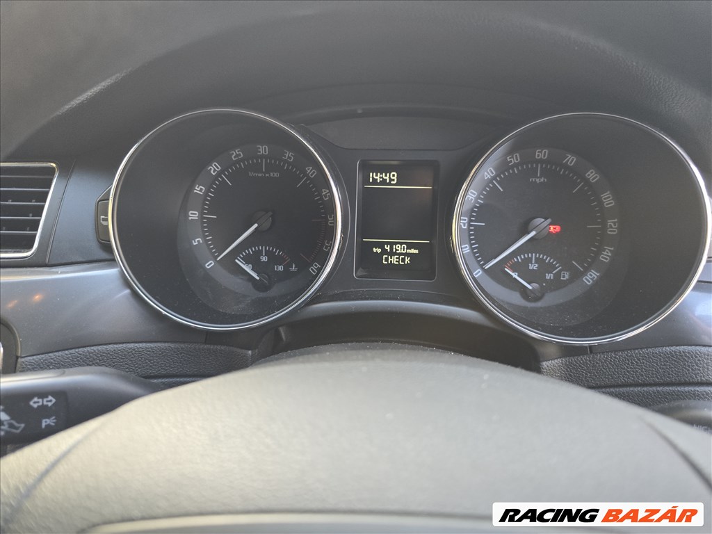 Skoda Superb II bontott alkatrészei 1.6cr CAY 25. kép