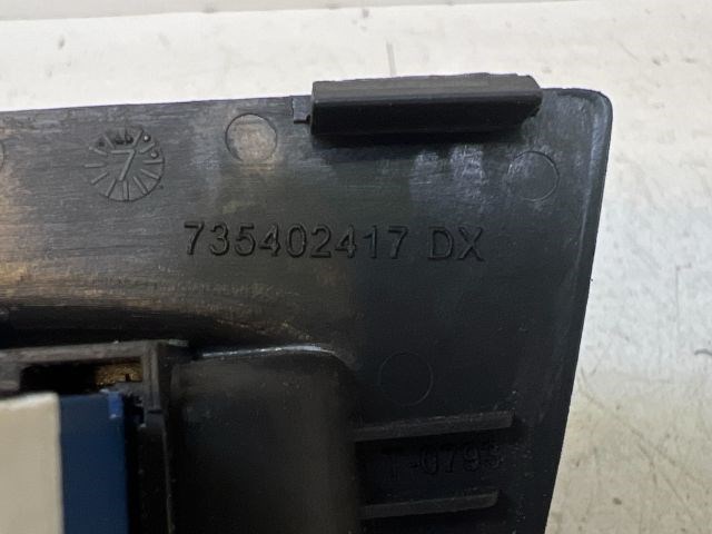 FIAT DOBLO Jobb első Ablakemelő Kapcsoló 3. kép