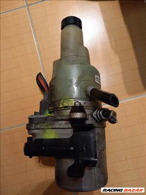 Volvo C30, Volvo C70, Volvo S40, Volvo V50 szervószivattyú 31280369 5n513k514cb