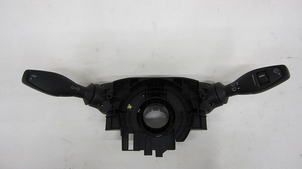 Ford Fiesta MK7 Eladó gyári, bontott bajuszkapcsoló, indexkar, ablaktörlő kar 1. kép