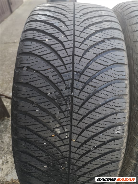  225/4517" 2-2db újszerű Goodyear négyévszakos gumi gumi 7. kép