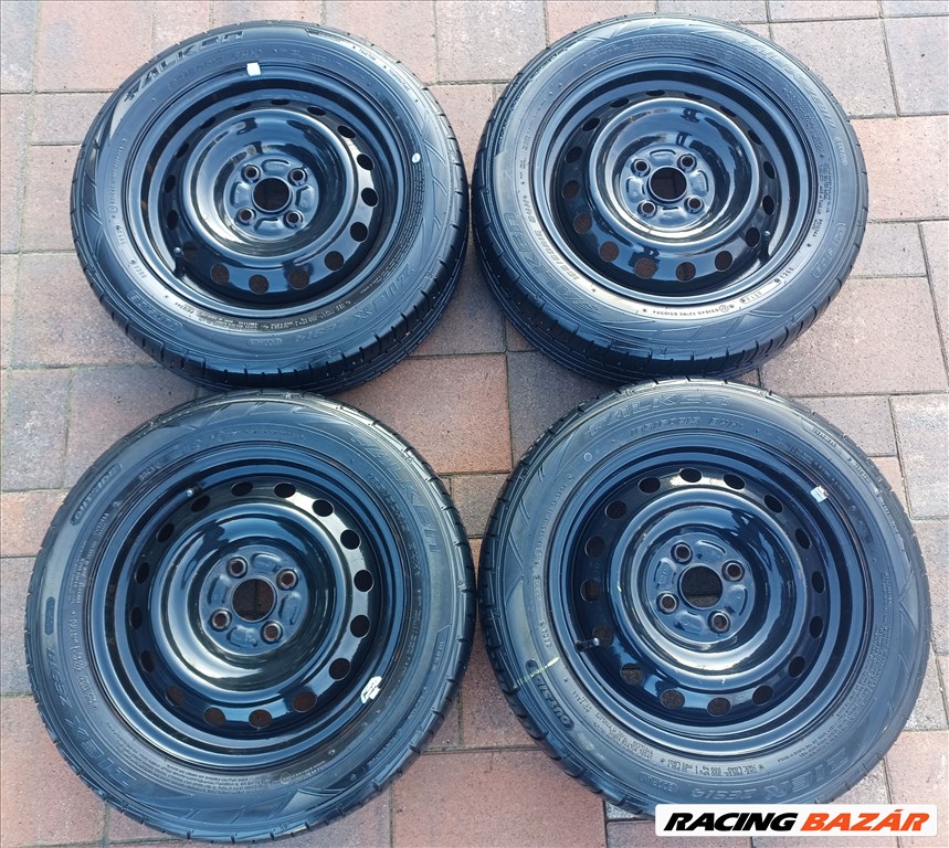 1 szett szép állapotú 15" Toyota kerék eladó ! 1. kép