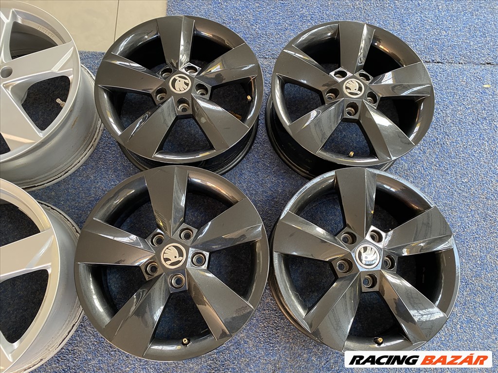 (3454)  Skoda 16 gyári alufelni felni, 5x112, Octavia 3. kép