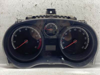 OPEL CORSA D Kilométeróra