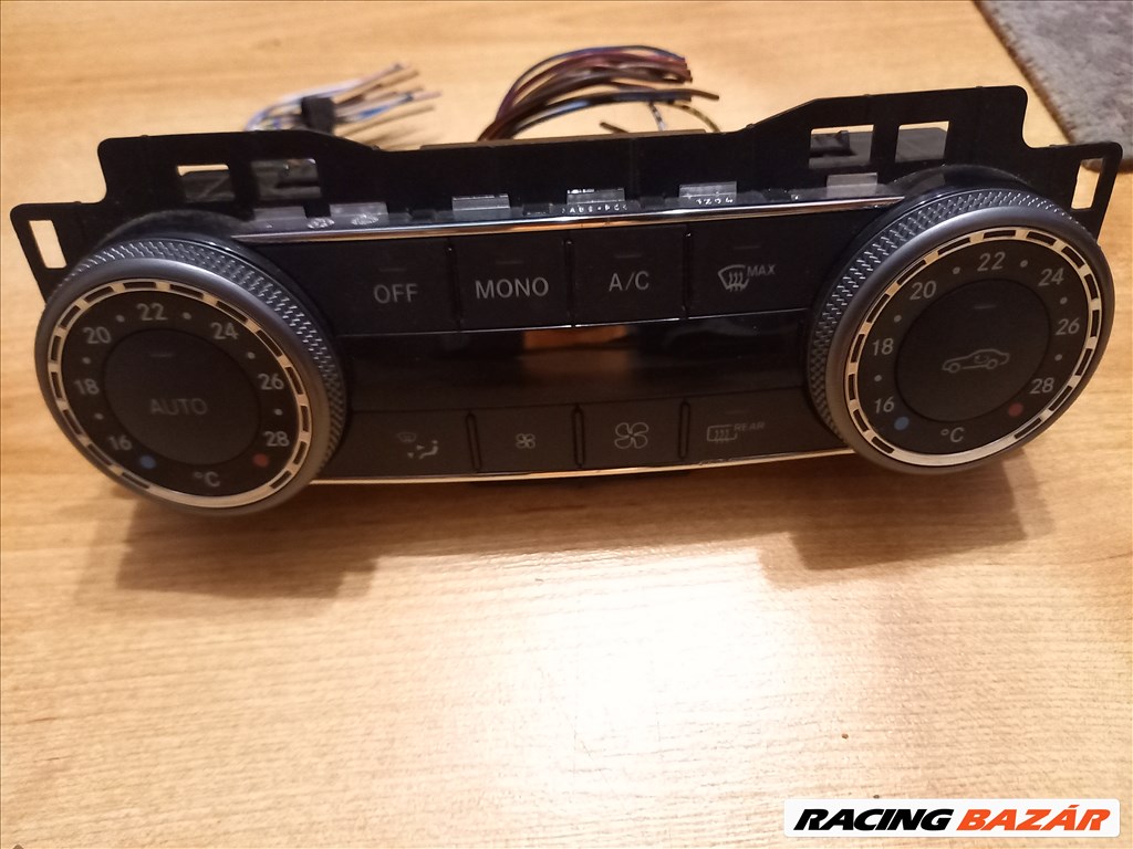 Mercedes C-osztály W204 fűtés klíma panel a2048309885 3. kép